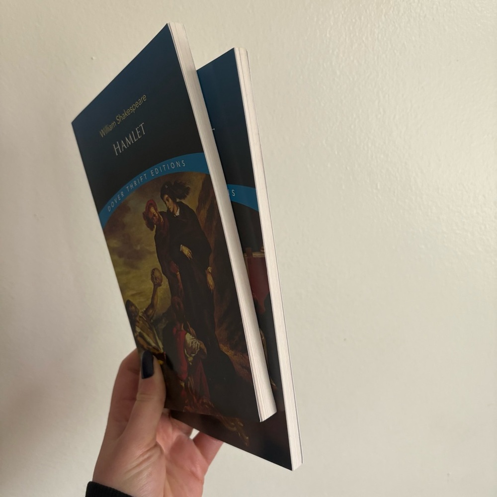 Shakespeare book bundle - Picture 2 of 4
